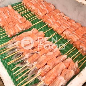 ท้องปลาแซลมอน 1-4 ซม. ตัดแต่งส่วนท้องขนาดความกว้าง 1-4 cm.